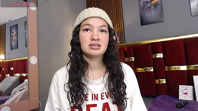 Snapshot of lilimini032 chatting on July 28, 2026, 8:34 pm lilimini032 online show from July 28, 2026, 8:34 pm
