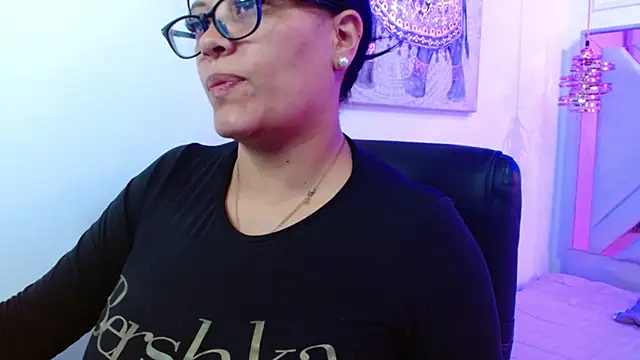 violletha online show from May 8, 2026, 12:31 pm
