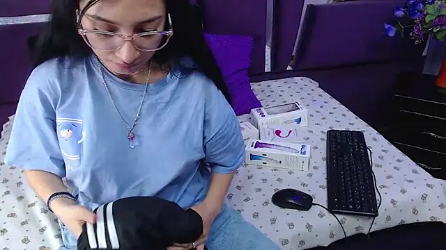 Katty Queen online show from March 1, 2025, 12:23 pm