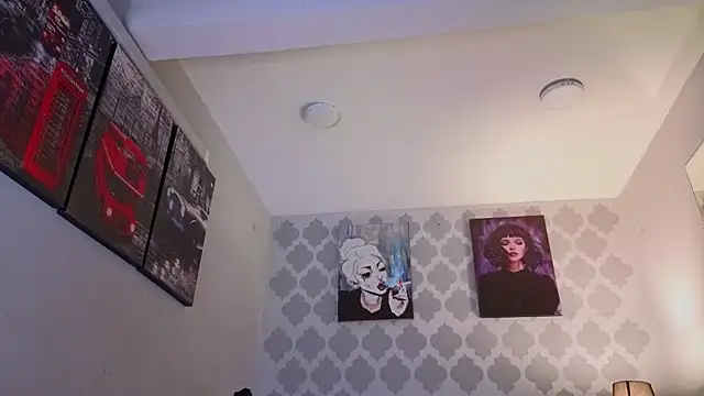 GabyPetit online show from August 2, 2026, 2:37 pm