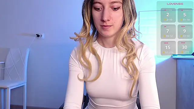 Eva Hailey  online show from February 22, 2025, 4:40 am