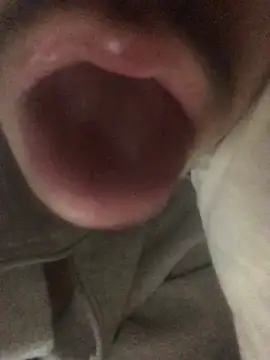 Snapshot of favormaker chatting on December 18, 2024, 7:26 am favormaker online show from December 18, 2024, 7:26 am