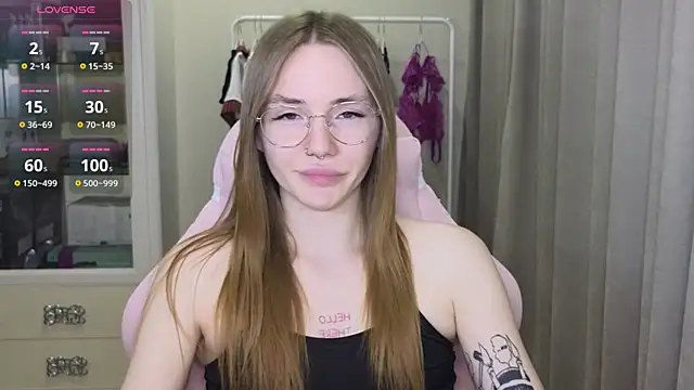 littlevildevil online show from March 1, 2025, 2:34 pm