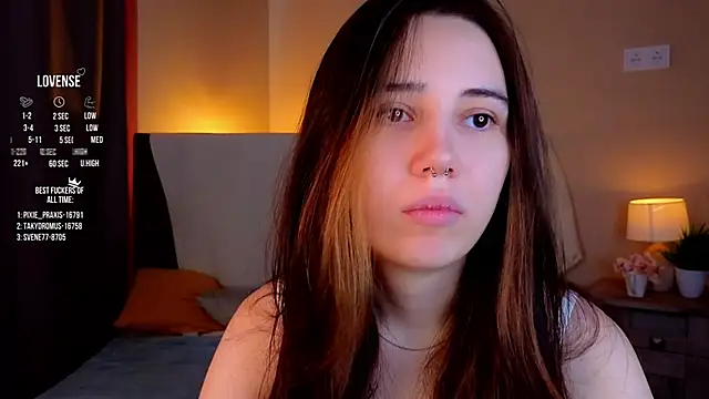 GillianDowdey online show from September 9, 2025, 2:54 am