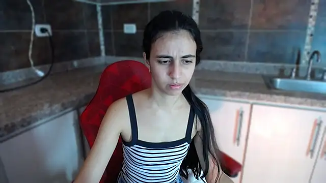 anna alvarez online show from September 22, 2025, 1:17 pm