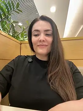 Sophie Eaton online show from November 14, 2025, 8:34 pm