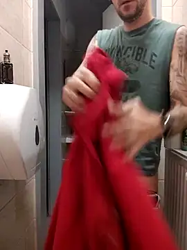 Snapshot of Inkazulu chatting on November 1, 2025, 6:51 am Inkazulu online show from November 1, 2025, 6:51 am