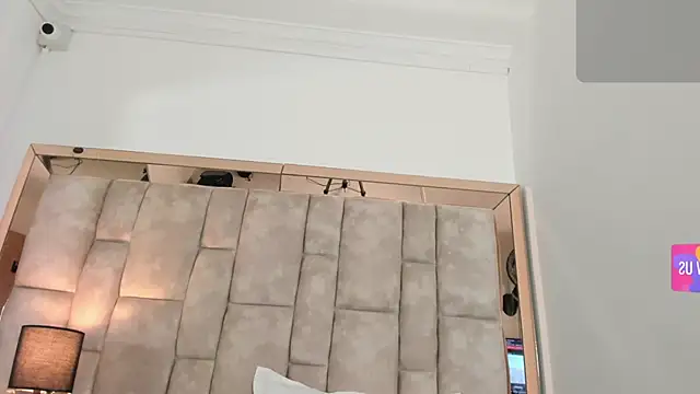 Oliviaa Evans online show from March 18, 2025, 3:45 am