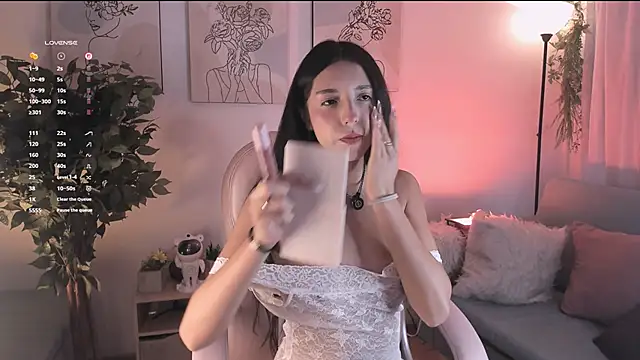 aisha bx online show from December 2, 2025, 12:29 pm