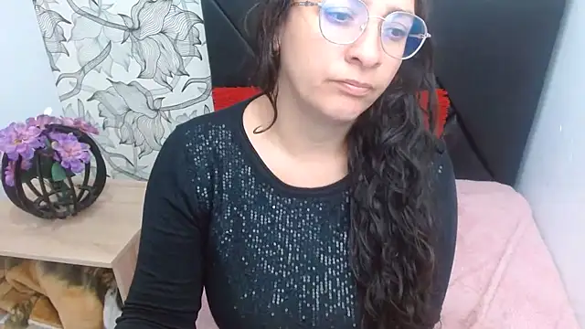 sarax ximena online show from June 11, 2026, 6:21 am