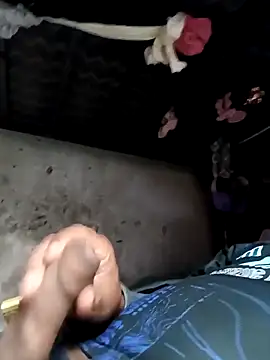 Snapshot of rayhot69 chatting on February 14, 2025, 5:25 pm rayhot69 online show from February 14, 2025, 5:25 pm