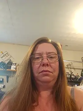 MsShelby40 online show from June 4, 2026, 7:40 pm