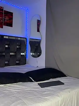 Alex and Fabian online show from August 1, 2026, 3:37 am