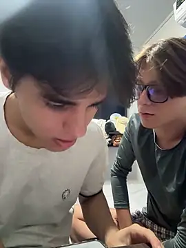 Alex and Fabian online show from June 21, 2026, 11:21 pm
