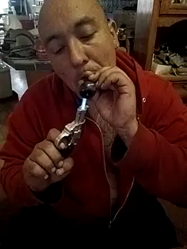 wilsons12 online show from December 17, 2025, 3:50 pm