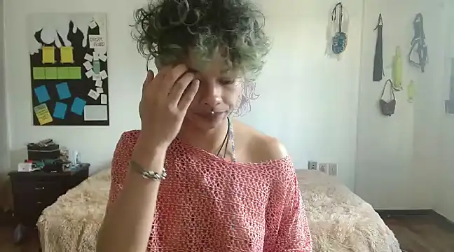 Snapshot of fenixmfx19 chatting on January 2, 2025, 6:12 pm fenixmfx19 online show from January 2, 2025, 6:12 pm