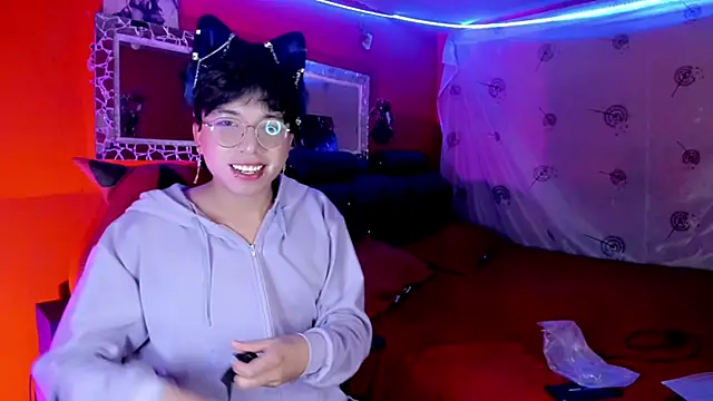 AnggelONfiree online show from October 12, 2025, 8:54 pm