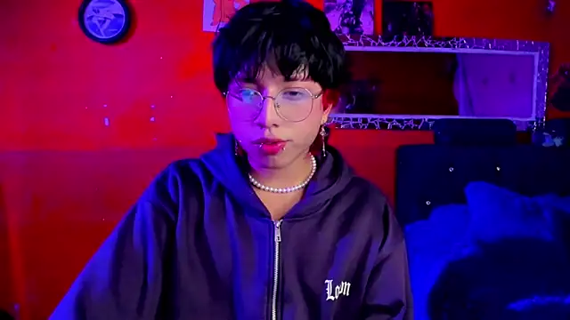 AnggelONfiree online show from February 22, 2025, 5:12 am