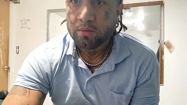 Snapshot of Azazelihornyasf chatting on March 14, 2026, 12:22 pm Azazelihornyasf online show from March 14, 2026, 12:22 pm