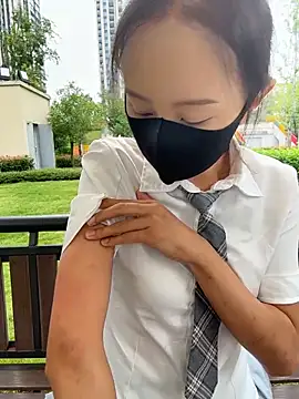 Snapshot of moneymaker_taipei chatting on October 8, 2025, 2:35 am moneymaker taipei online show from October 8, 2025, 2:35 am