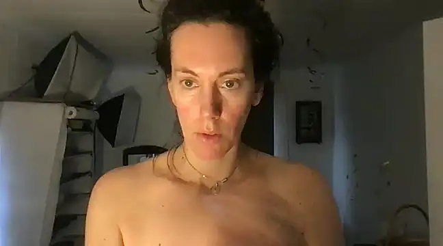 BonfireBonnie online show from January 16, 2025, 1:47 pm