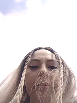 madelaine- online show from October 16, 2025, 7:00 pm