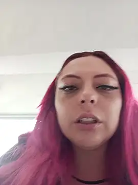 madelaine- online show from June 17, 2026, 7:24 pm