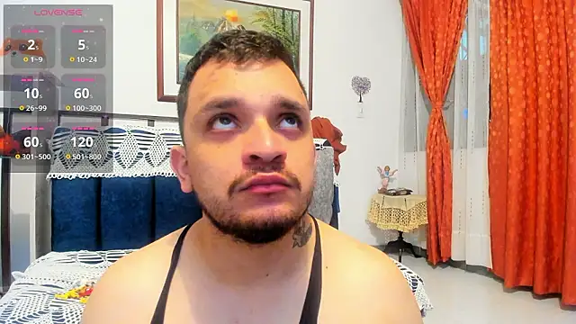 Snapshot of tony_landri chatting on February 18, 2026, 2:31 am tony landri online show from February 18, 2026, 2:31 am