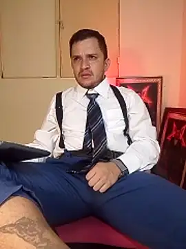 Snapshot of tony_landri chatting on March 18, 2026, 4:15 am tony landri online show from March 18, 2026, 4:15 am