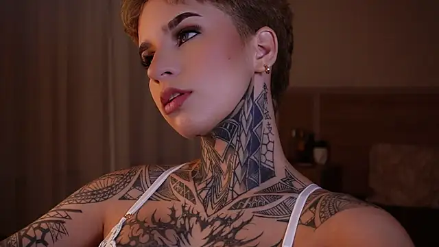 AliceShazaham  online show from March 1, 2025, 5:42 am