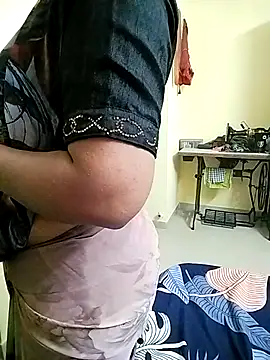 PayalSharmahot143 online show from November 26, 2025, 1:00 pm