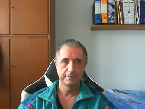 lliuk70mi online show from December 9, 2024, 2:06 pm