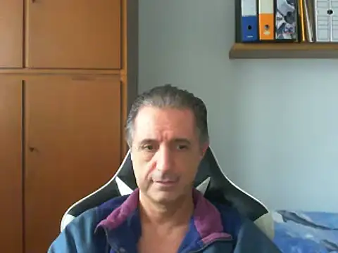 lliuk70mi online show from January 22, 2025, 12:27 pm