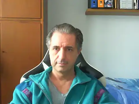 lliuk70mi online show from March 9, 2025, 1:59 pm