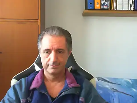 lliuk70mi online show from February 2, 2025, 1:41 pm