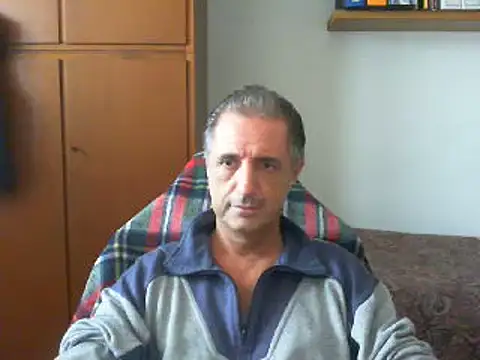 lliuk70mi online show from November 5, 2025, 2:53 pm