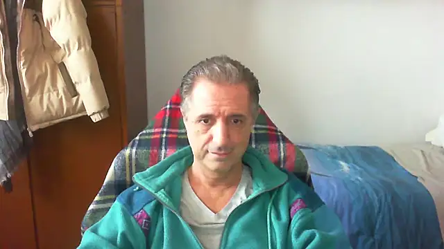 lliuk70mi online show from March 19, 2026, 3:34 pm