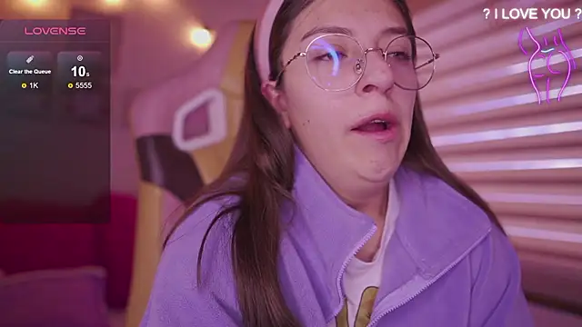 milly kenner online show from February 26, 2026, 7:36 pm