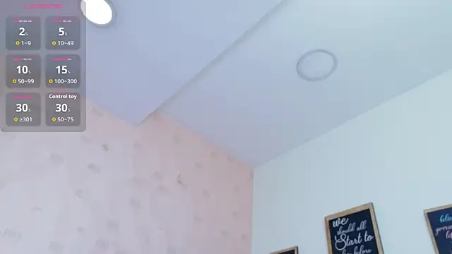 littleebonymommy online show from June 6, 2026, 6:46 pm