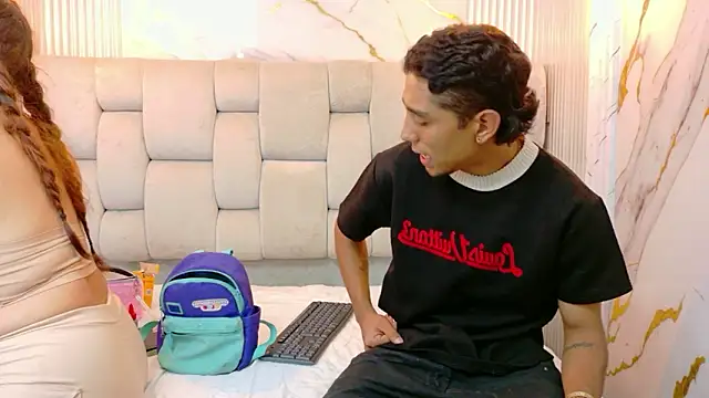 Snapshot of Annyeli chatting on February 22, 2026, 3:09 am Annyeli online show from February 22, 2026, 3:09 am