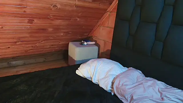 Justyn Ross online show from October 21, 2025, 7:24 pm