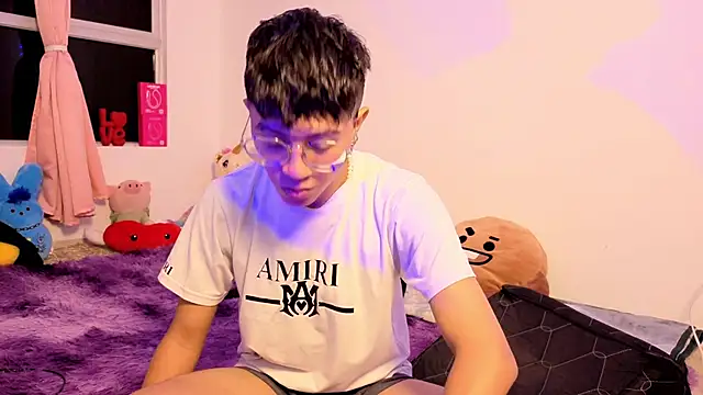 Justyn Ross online show from April 10, 2026, 1:23 am