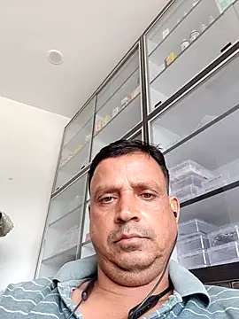 Snapshot of Raj1043 chatting on July 7, 2026, 7:23 am Raj1043 online show from July 7, 2026, 7:23 am