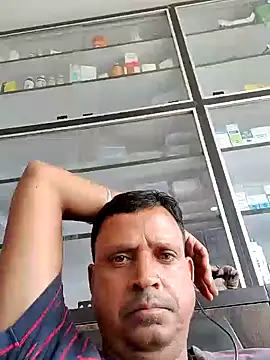Snapshot of Raj1043 chatting on July 9, 2026, 6:47 am Raj1043 online show from July 9, 2026, 6:47 am