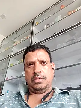 Snapshot of Raj1043 chatting on August 4, 2026, 5:45 am Raj1043 online show from August 4, 2026, 5:45 am