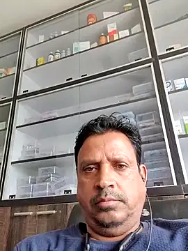 Snapshot of Raj1043 chatting on June 22, 2026, 5:48 am Raj1043 online show from June 22, 2026, 5:48 am