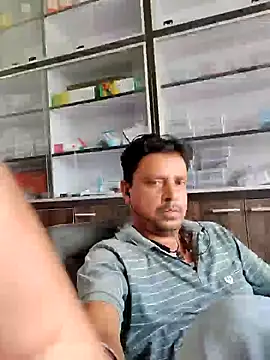 Snapshot of Raj1043 chatting on June 26, 2026, 6:30 am Raj1043 online show from June 26, 2026, 6:30 am