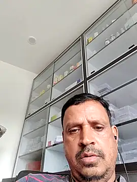 Snapshot of Raj1043 chatting on July 18, 2026, 5:49 am Raj1043 online show from July 18, 2026, 5:49 am