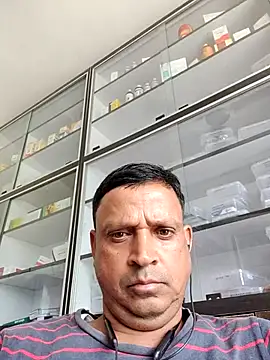 Snapshot of Raj1043 chatting on July 4, 2026, 5:47 am Raj1043 online show from July 4, 2026, 5:47 am