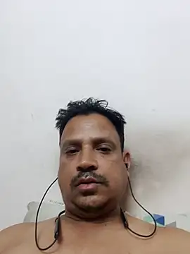 Raj1043 online show from February 15, 2025, 7:06 pm